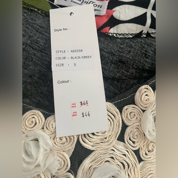 NWT Papillon dress/tunic -small - Picture 4 of 4